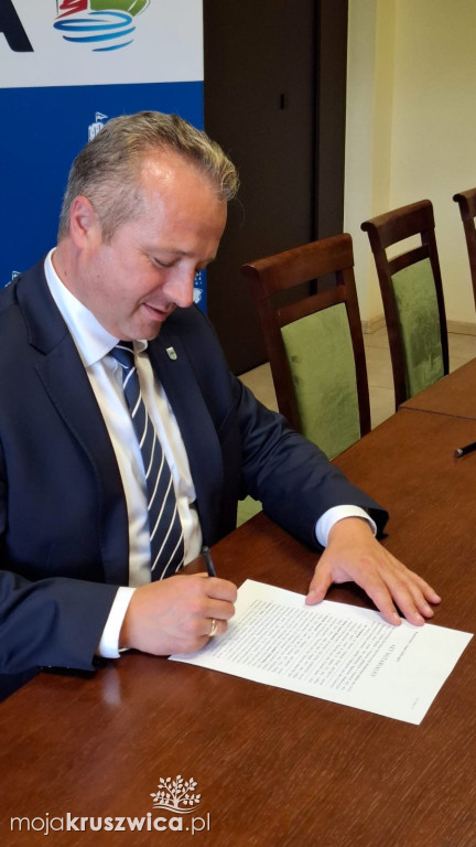 Zdjęcia z podpisania umów na przejęcie działek pod Mysią Wieżą [FOTO]