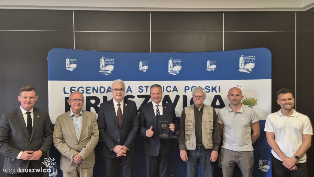 Zdjęcia z podpisania umów na przejęcie działek pod Mysią Wieżą [FOTO]