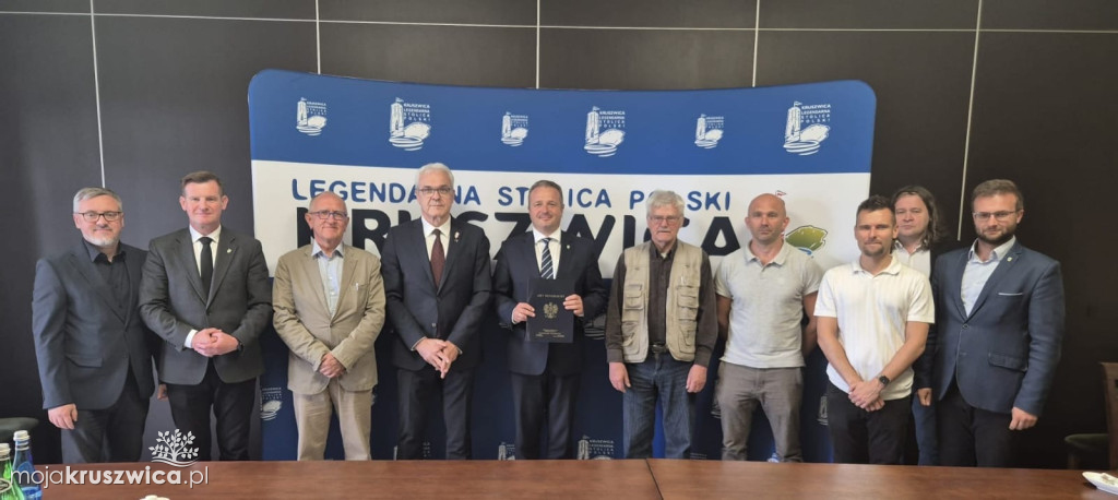 Zdjęcia z podpisania umów na przejęcie działek pod Mysią Wieżą [FOTO]