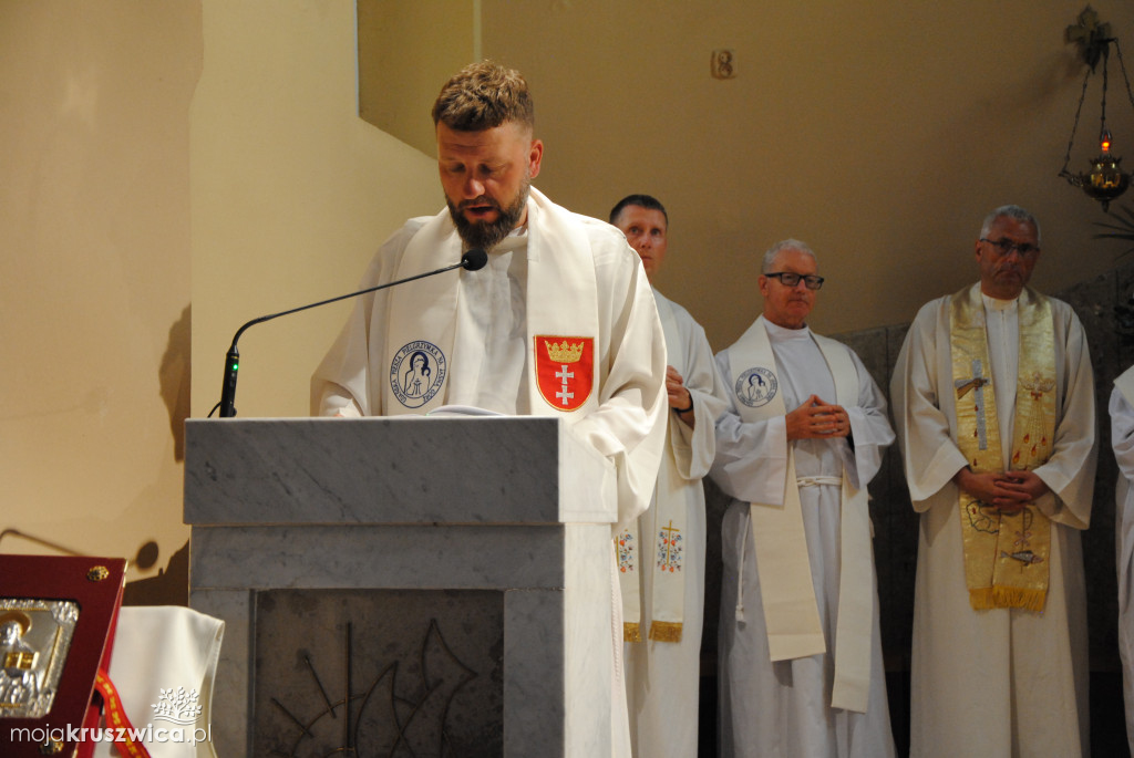 Pielgrzymi wyruszyli z parafii św. Teresy od Dzieciątka Jezus w Kruszwicy