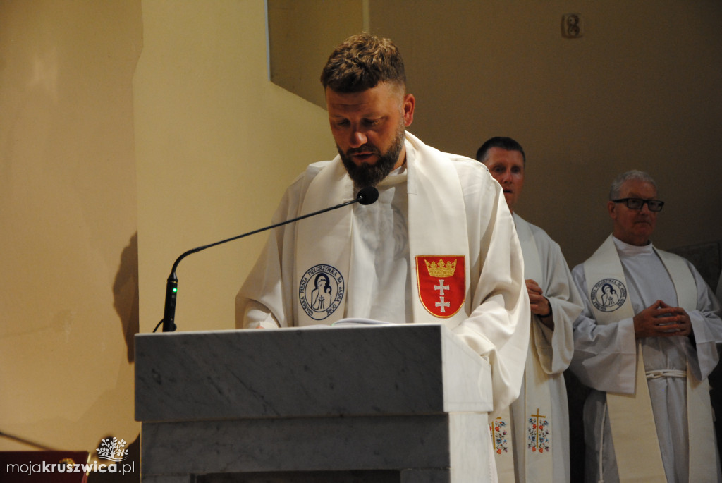 Pielgrzymi wyruszyli z parafii św. Teresy od Dzieciątka Jezus w Kruszwicy