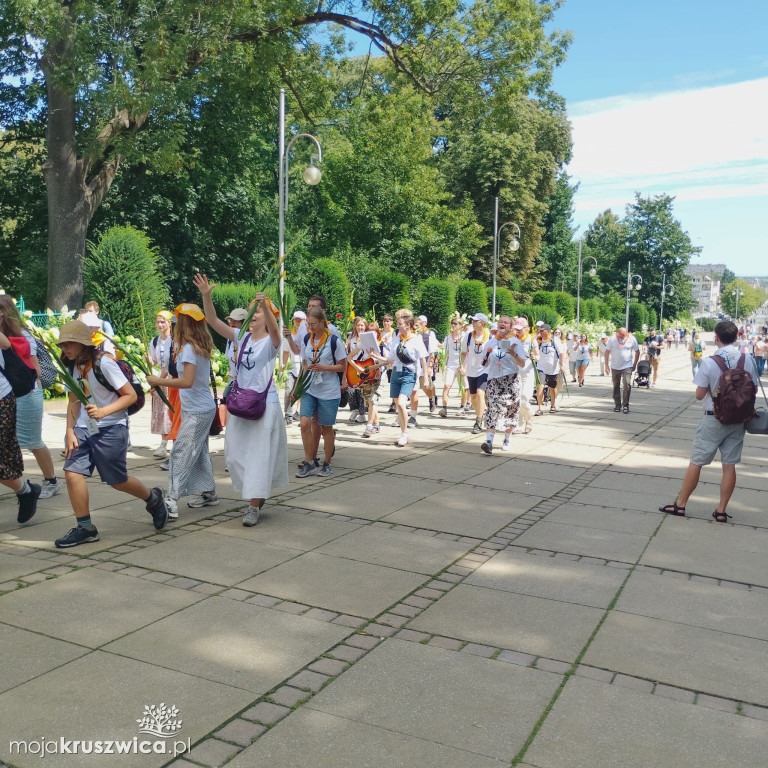 Pielgrzymi z Kruszwicy dotarli na Jasną Górę [zdjęcia]