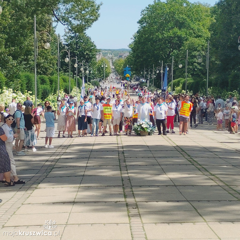 Pielgrzymi z Kruszwicy dotarli na Jasną Górę [zdjęcia]