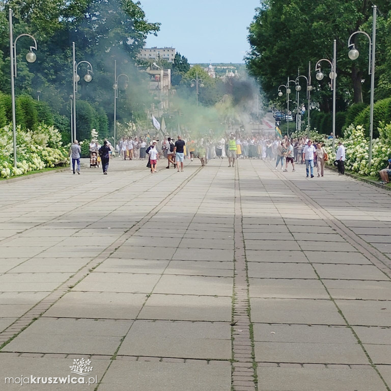 Pielgrzymi z Kruszwicy dotarli na Jasną Górę [zdjęcia]