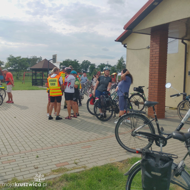 Dni Kobylnik: Popołudniu ruszył rajd rowerowy z udziałem mieszkańców [FOTO]