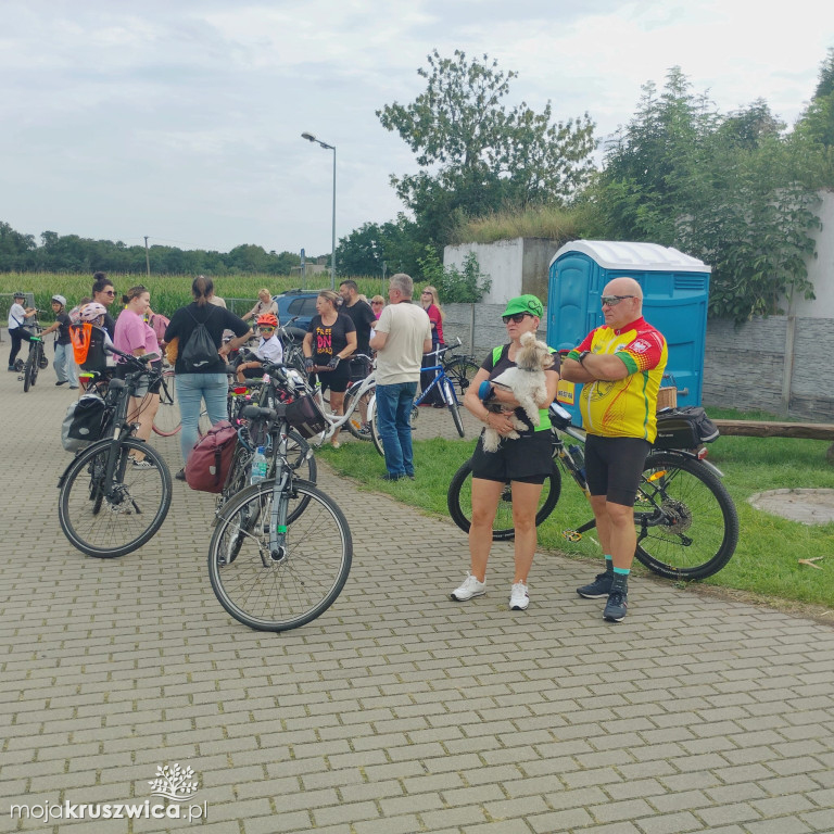 Dni Kobylnik: Popołudniu ruszył rajd rowerowy z udziałem mieszkańców [FOTO]