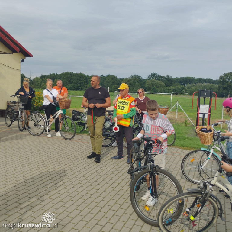 Dni Kobylnik: Popołudniu ruszył rajd rowerowy z udziałem mieszkańców [FOTO]