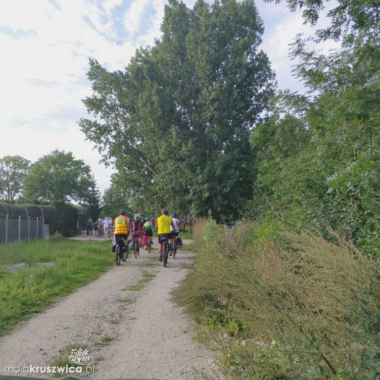 Dni Kobylnik: Popołudniu ruszył rajd rowerowy z udziałem mieszkańców [FOTO]