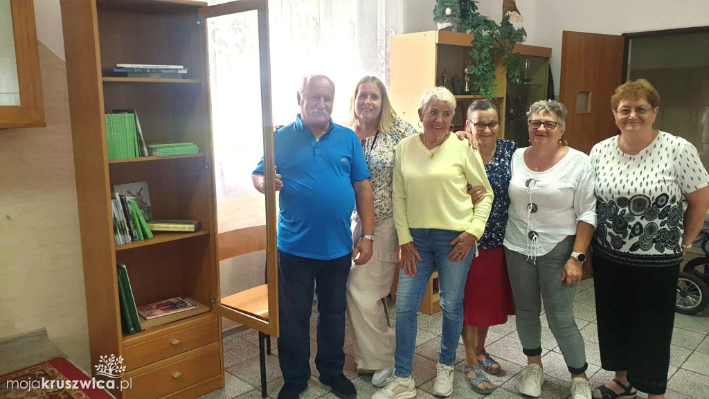 Otwarta Biblioteczka w Ostrówku nad Gopłem cieszy się popularnością