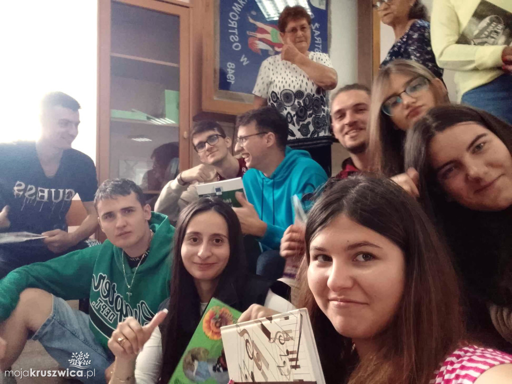 Otwarta Biblioteczka w Ostrówku nad Gopłem cieszy się popularnością