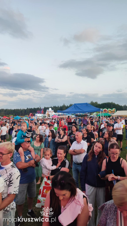W Jeziorach Wielkich trwa XXI Wielki Festyn Pomidorowy [FOTO]