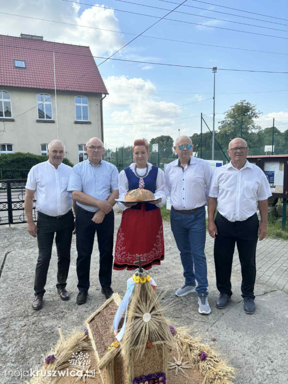 W Polanowicach odbyły się dożynki sołeckie [ZDJĘCIA]