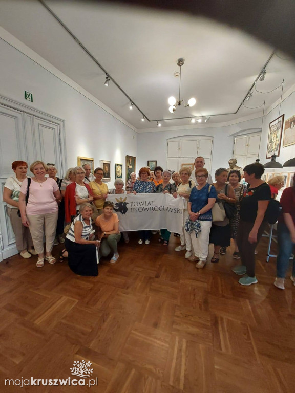 Stowarzyszenie UTW Kruszwica na wycieczce Szlakiem Piastowskim