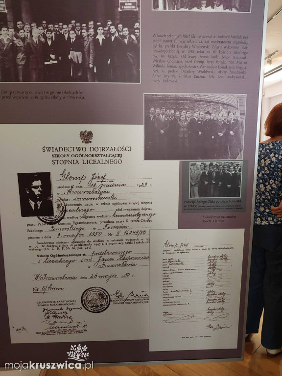 Stowarzyszenie UTW Kruszwica na wycieczce Szlakiem Piastowskim