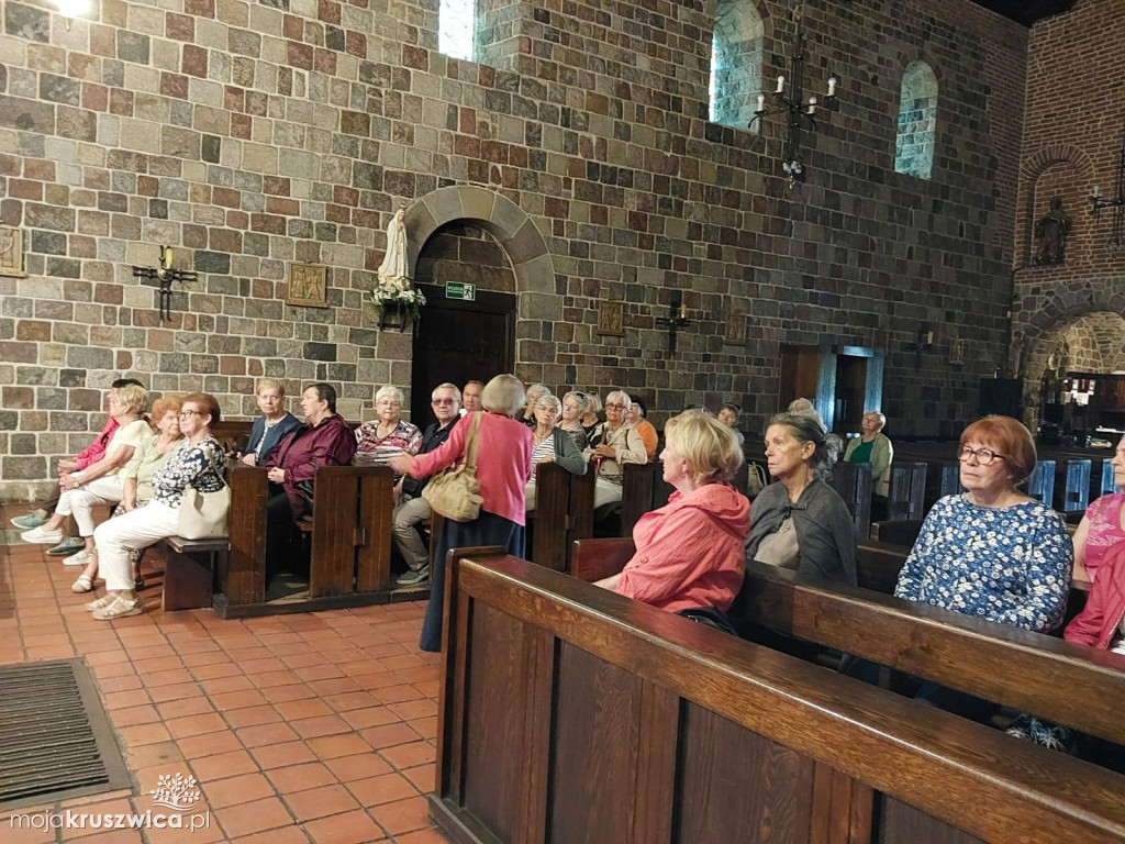 Stowarzyszenie UTW Kruszwica na wycieczce Szlakiem Piastowskim