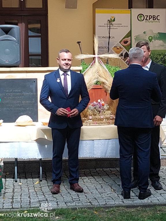 Piotr Jackowski i Aleksander Burzyński nagrodzeni honorową odznaką