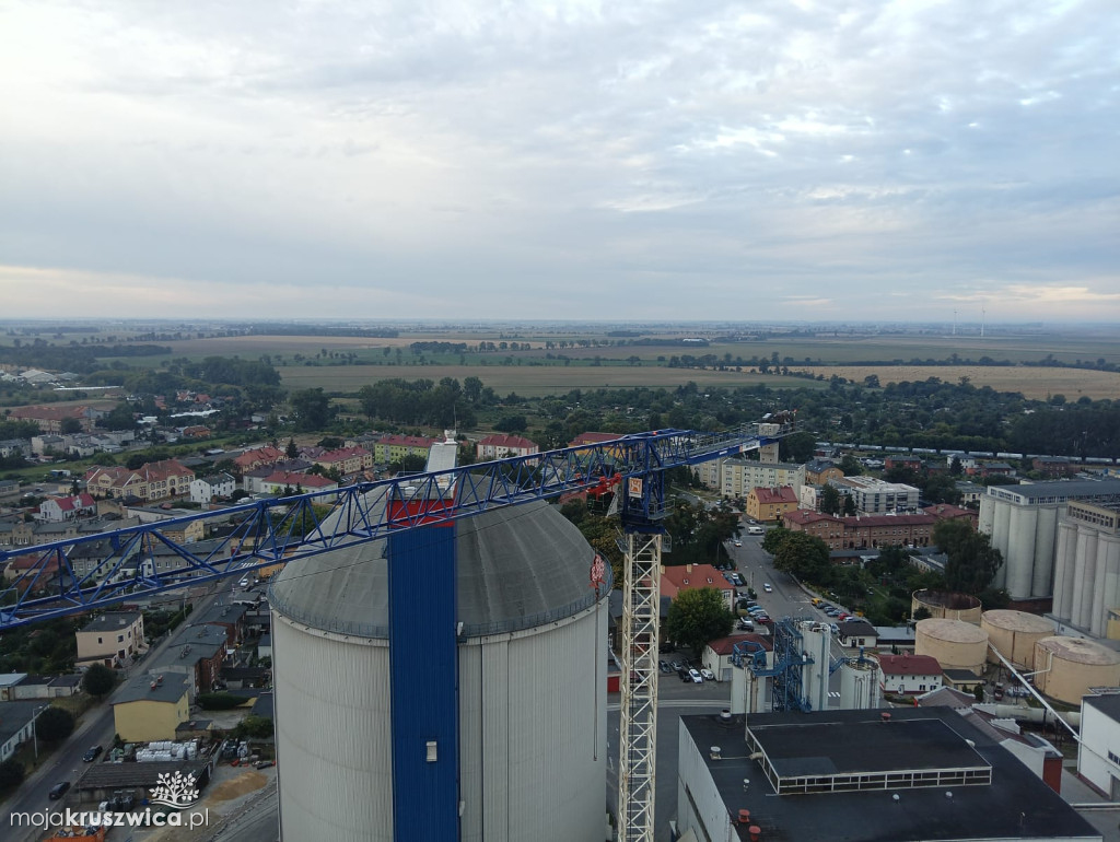 W Kruszwicy powstaje nowy silos. Mamy zdjęcia z placu budowy!