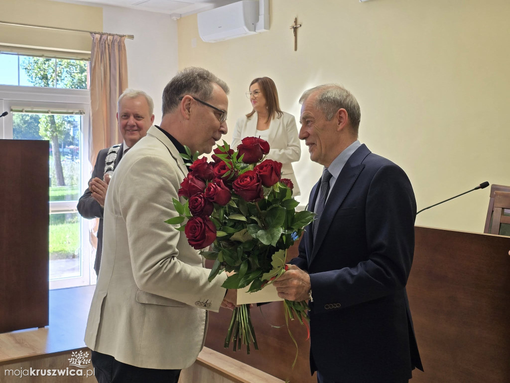Samorząd pożegnał Bogdana Hałasę. Sekretarz przechodzi na emeryturę