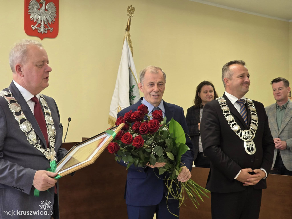 Samorząd pożegnał Bogdana Hałasę. Sekretarz przechodzi na emeryturę