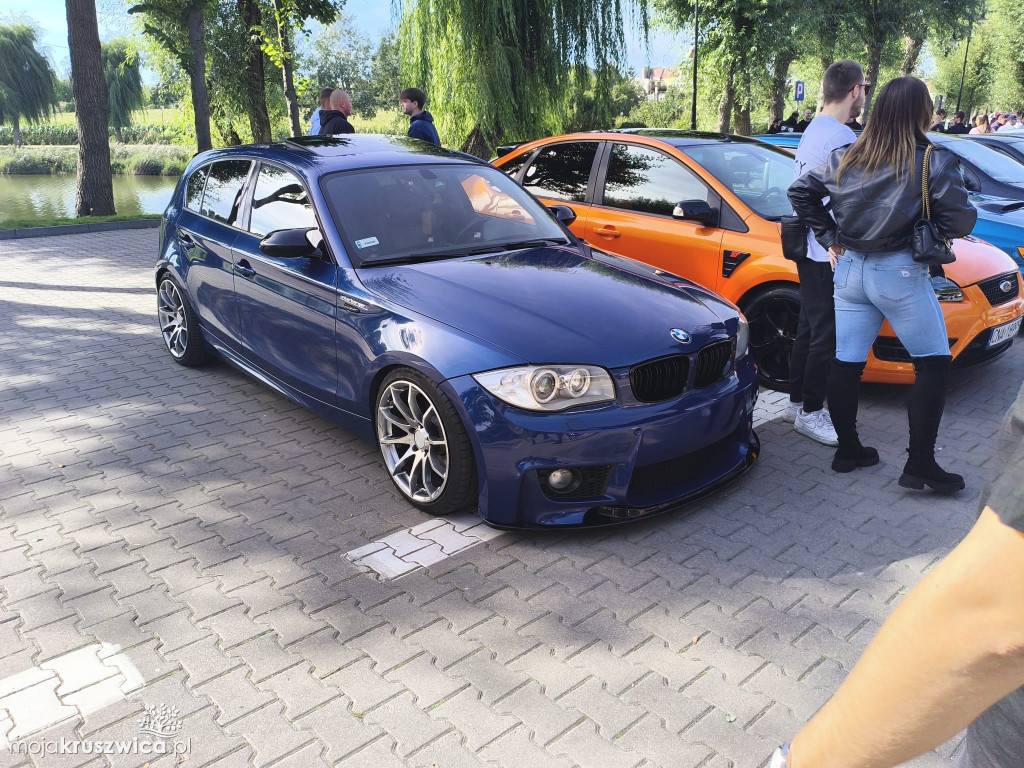 Trwa Auto Show - End of Summer w Kruszwicy [FOTO]