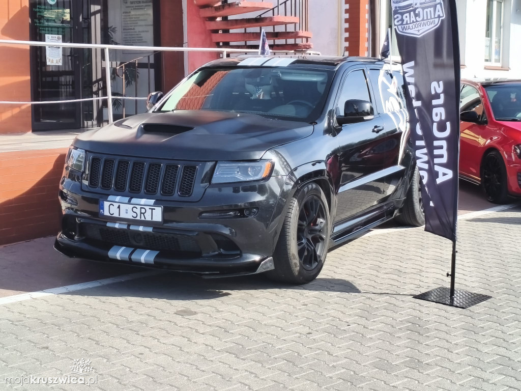 Trwa Auto Show - End of Summer w Kruszwicy [FOTO]