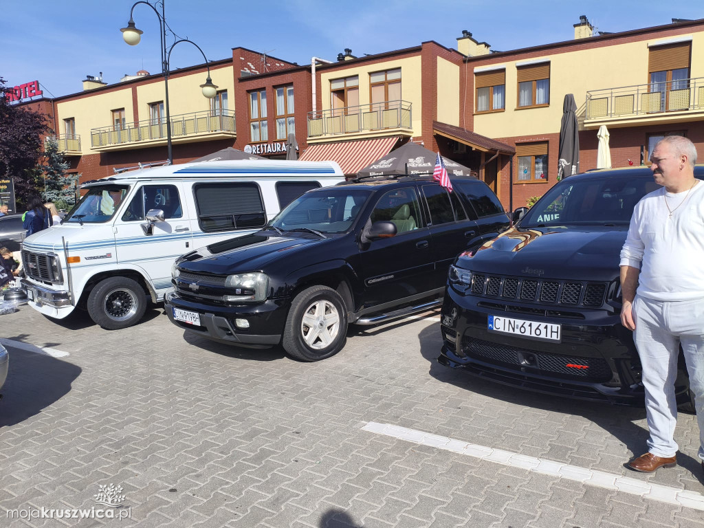 Trwa Auto Show - End of Summer w Kruszwicy [FOTO]