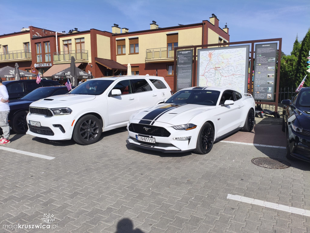 Trwa Auto Show - End of Summer w Kruszwicy [FOTO]