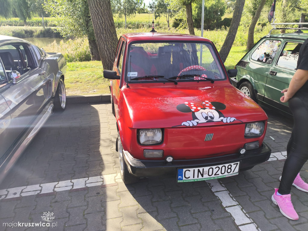 Trwa Auto Show - End of Summer w Kruszwicy [FOTO]