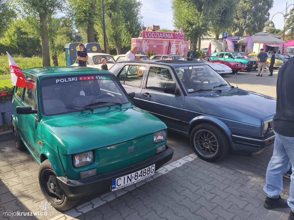 Trwa Auto Show - End of Summer w Kruszwicy [FOTO]