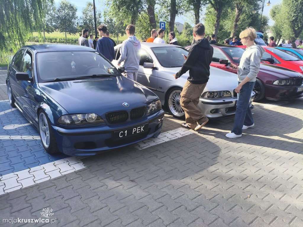 Trwa Auto Show - End of Summer w Kruszwicy [FOTO]