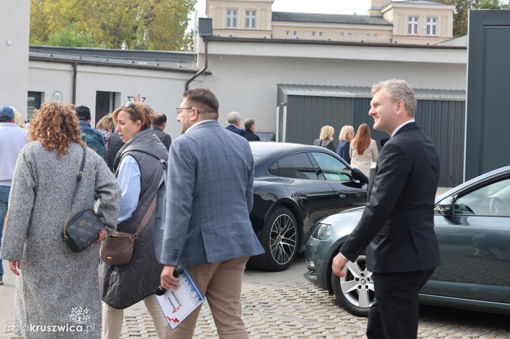 Cztery nowe pracownie i współprace z zewnętrznymi firmami Akademii Szkolnictwa AS