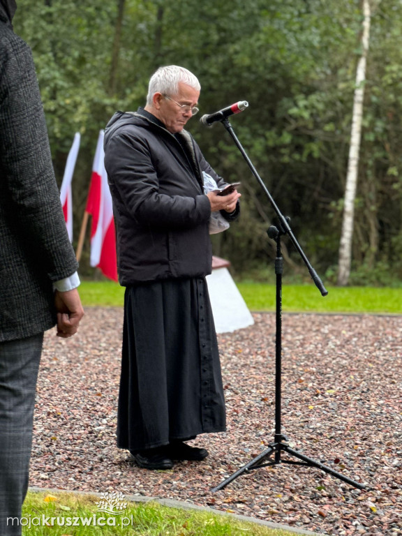 Rożniaty pod Kruszwicą. Upamiętniliśmy ofiary tragicznego października [ZDJĘCIA]