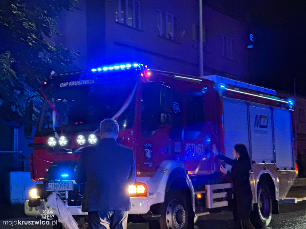 Nowy wóz OSP Kruszwica już zawitał do naszego miasta!