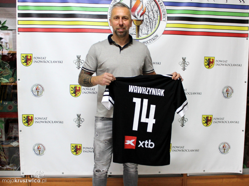Były reprezentant Polski Jakub Wawrzyniak z wizytą w Kruszwicy