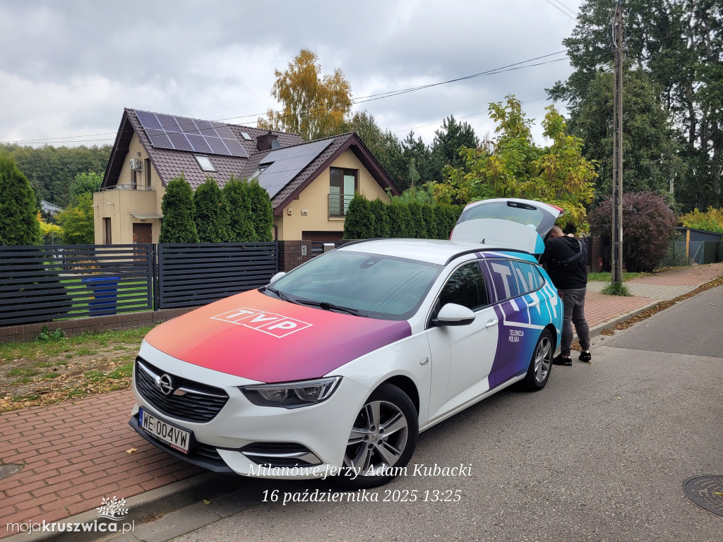 Kruszwiczanin w Teleexpressie: Pasja Jerzego Kubackiego do maszyn liczących!