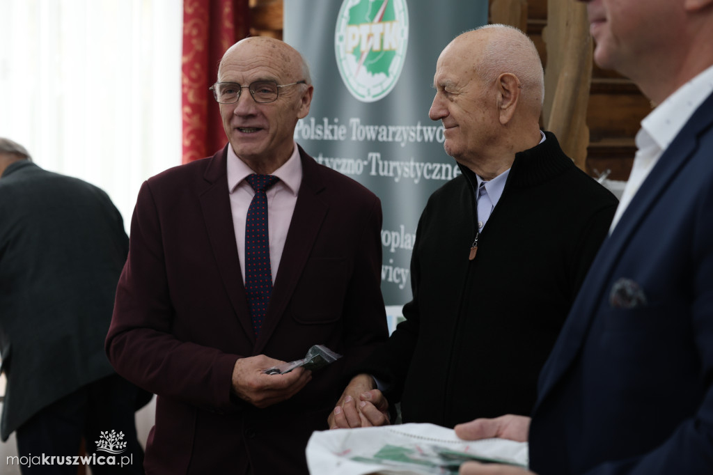 NAGRODY I WYRÓŻNIENIA „Rowerem na Millenium Koronacji Dwóch Pierwszych Królów Polski” w Pałacu w Kobylnikach