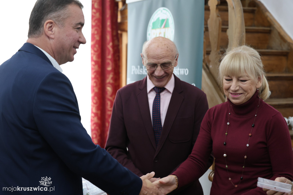 NAGRODY I WYRÓŻNIENIA „Rowerem na Millenium Koronacji Dwóch Pierwszych Królów Polski” w Pałacu w Kobylnikach