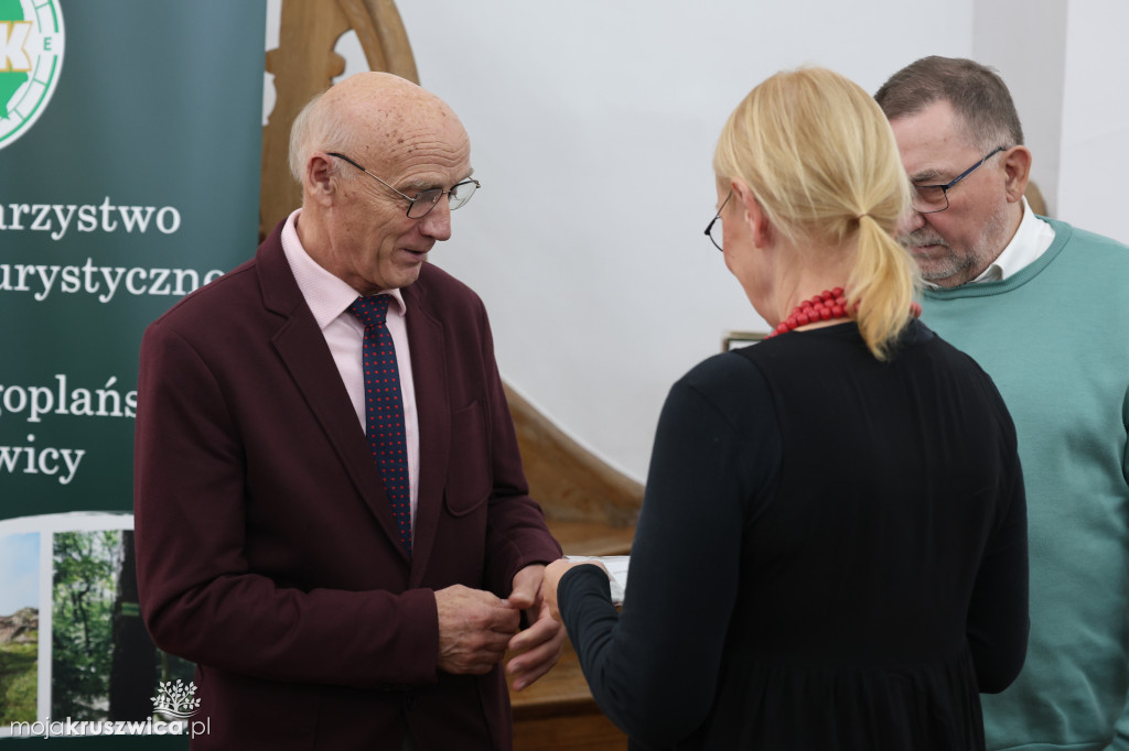 NAGRODY I WYRÓŻNIENIA „Rowerem na Millenium Koronacji Dwóch Pierwszych Królów Polski” w Pałacu w Kobylnikach