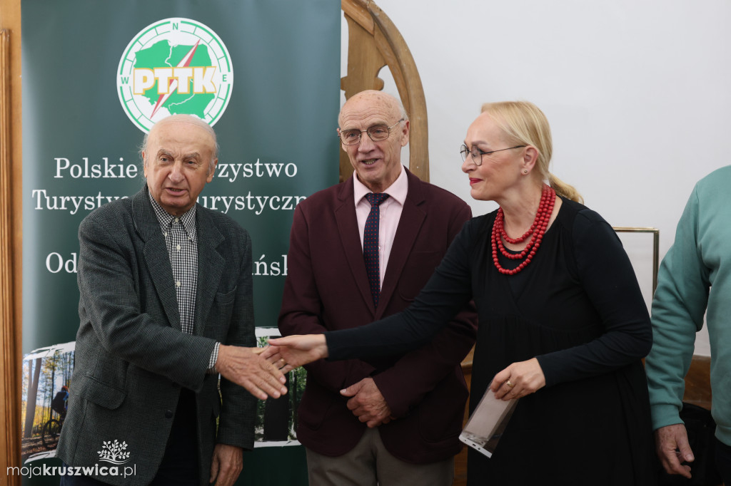 NAGRODY I WYRÓŻNIENIA „Rowerem na Millenium Koronacji Dwóch Pierwszych Królów Polski” w Pałacu w Kobylnikach