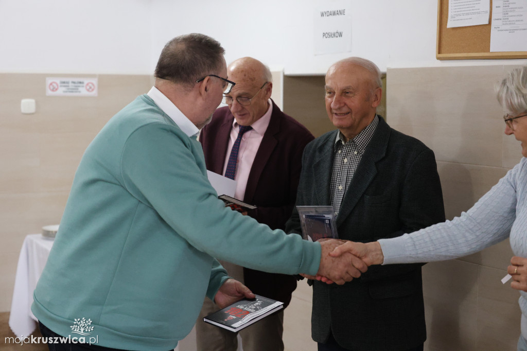 NAGRODY I WYRÓŻNIENIA „Rowerem na Millenium Koronacji Dwóch Pierwszych Królów Polski” w Pałacu w Kobylnikach