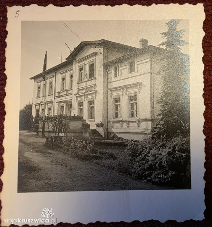 Takich zdjęć dawnej Kruszwicy jeszcze nie widziałeś! Niemieccy żołnierze na rynku