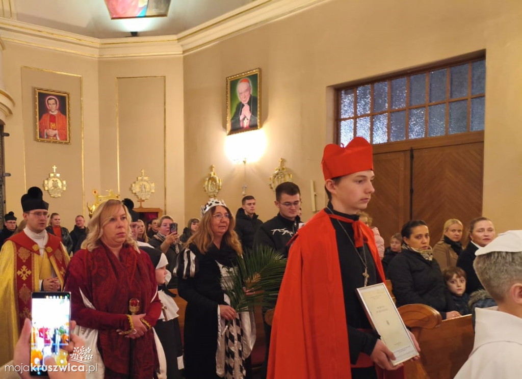 W Kruszwicy trwa Noc Świętych [ZDJĘCIA, VIDEO]