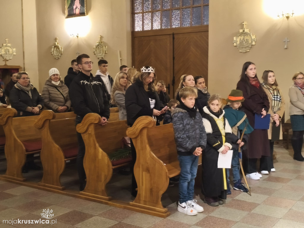 W Kruszwicy trwa Noc Świętych [ZDJĘCIA, VIDEO]