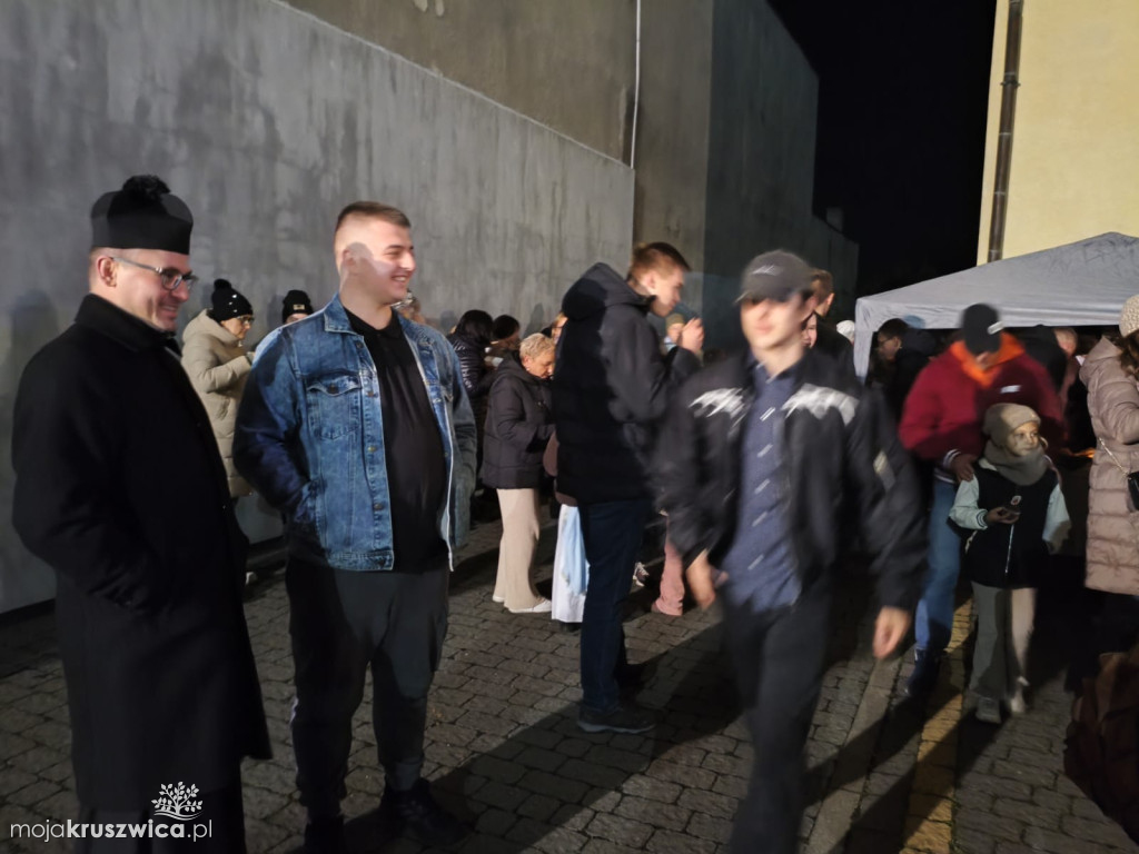 W Kruszwicy trwa Noc Świętych [ZDJĘCIA, VIDEO]