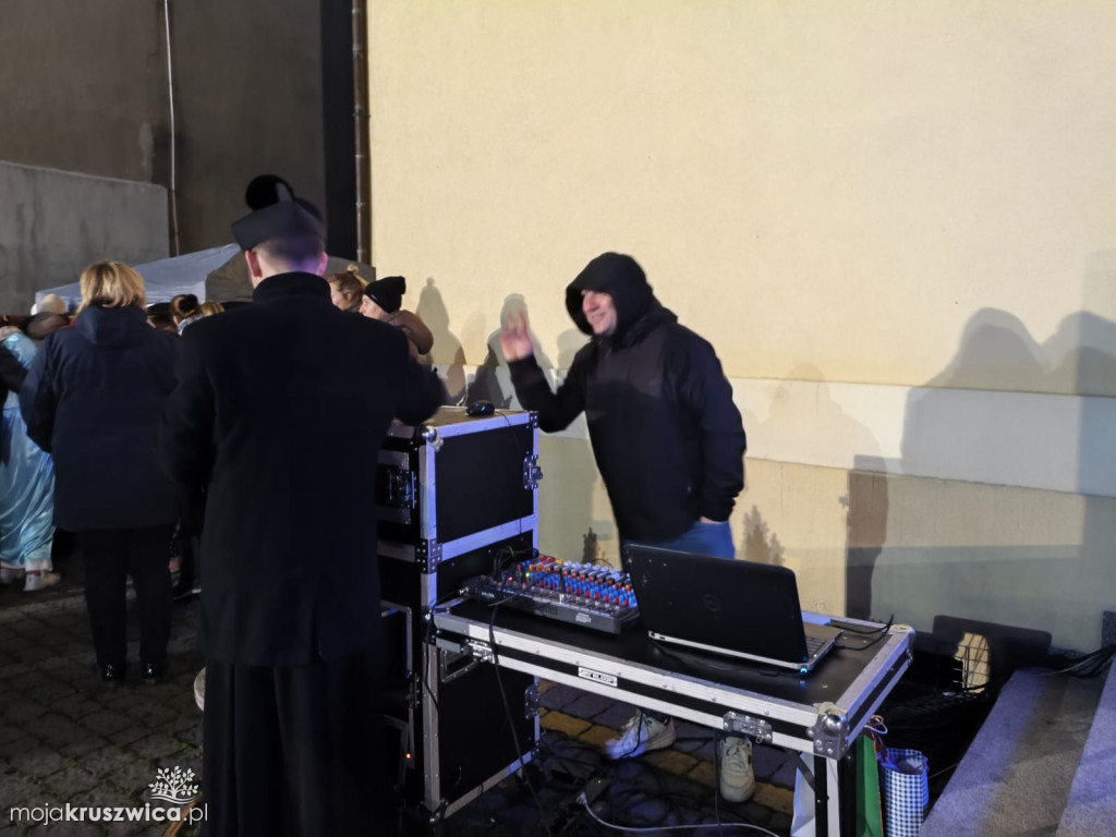 W Kruszwicy trwa Noc Świętych [ZDJĘCIA, VIDEO]