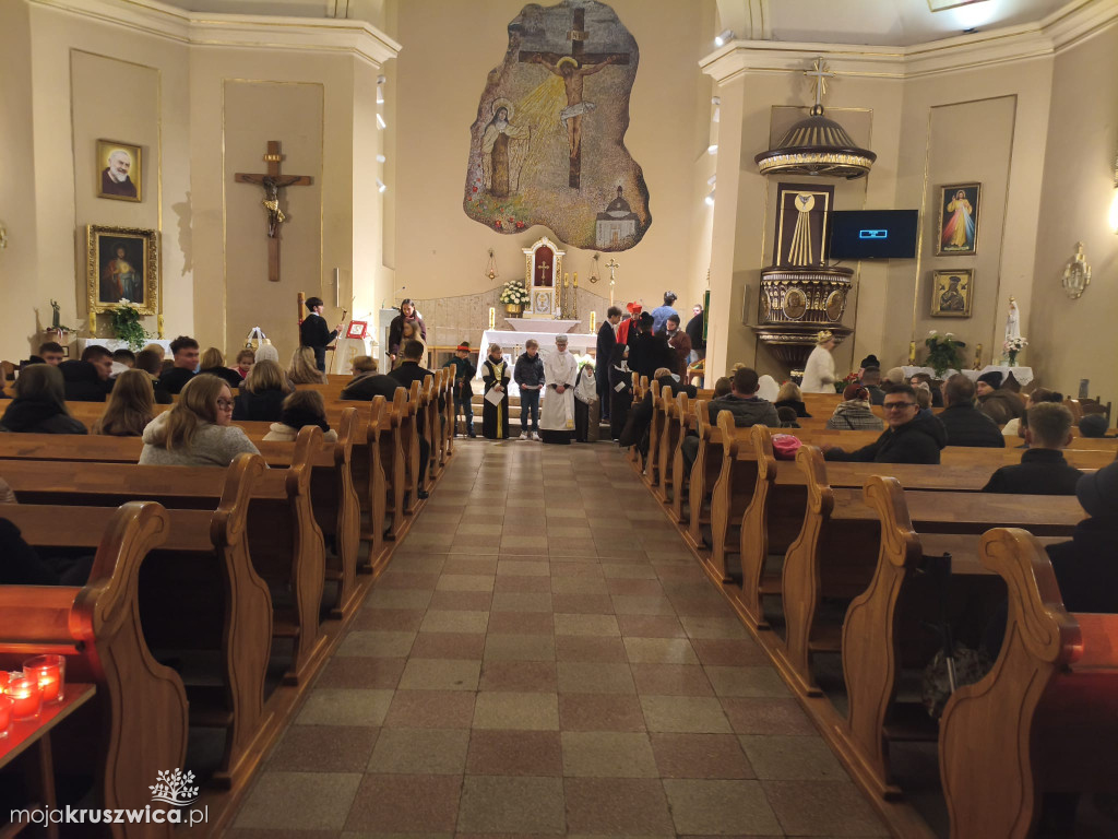 W Kruszwicy trwa Noc Świętych [ZDJĘCIA, VIDEO]