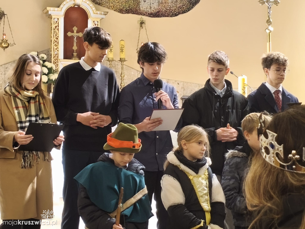 W Kruszwicy trwa Noc Świętych [ZDJĘCIA, VIDEO]