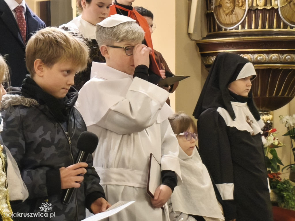 W Kruszwicy trwa Noc Świętych [ZDJĘCIA, VIDEO]