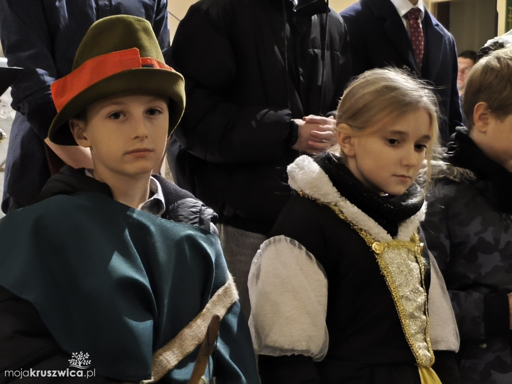 W Kruszwicy trwa Noc Świętych [ZDJĘCIA, VIDEO]