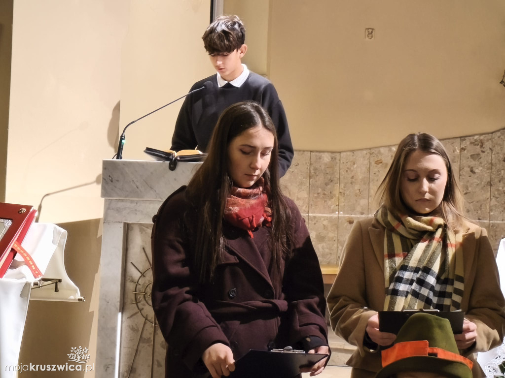 W Kruszwicy trwa Noc Świętych [ZDJĘCIA, VIDEO]